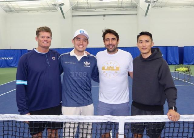 pp电子模拟器-吴易昺团队新大牌加入 双教练剑指2024继续突破？