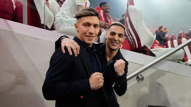 1661781886119018984.jpg pp电子官网-【夜读】触目惊心,5年内7位巴萨球员遭入室抢劫!